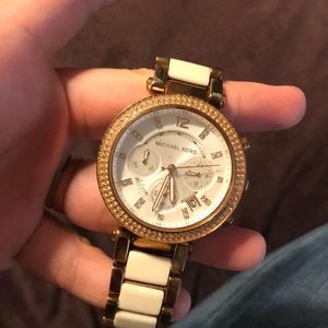 MK watch